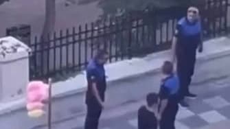 Engelli pamuk şeker satıcısına şiddet uygulayan zabıta görevden uzaklaştırıldı