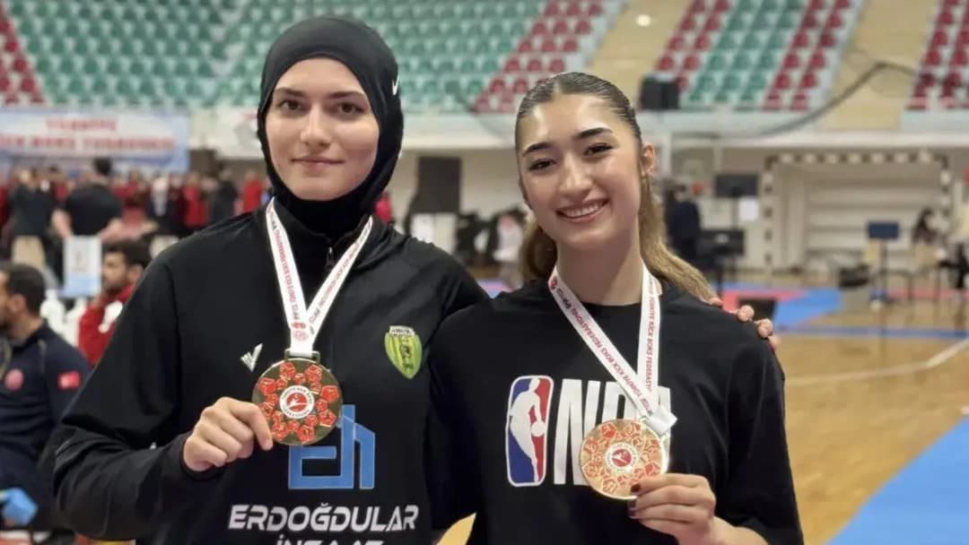İstanbul Kent Üniversitesi'ne Avrupa Şampiyonası’nda 12 madalya