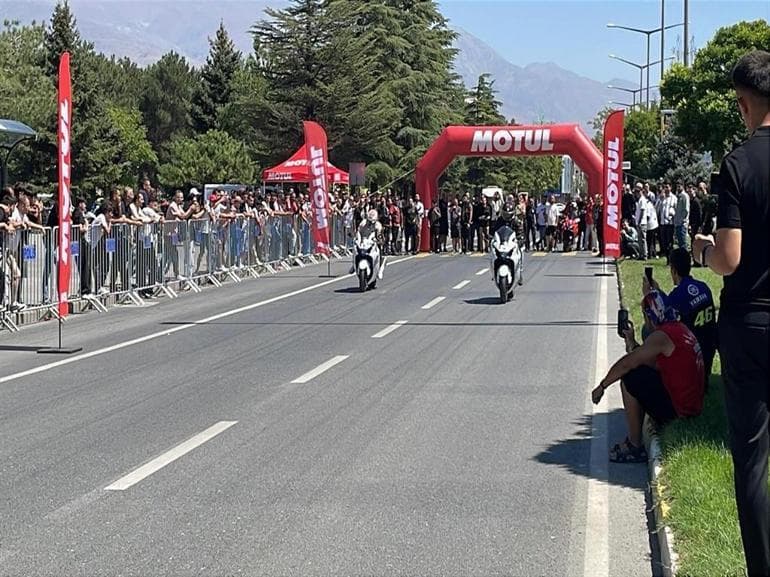 Erzincan Ergan Motofest'te drag yarışları düzenlendi