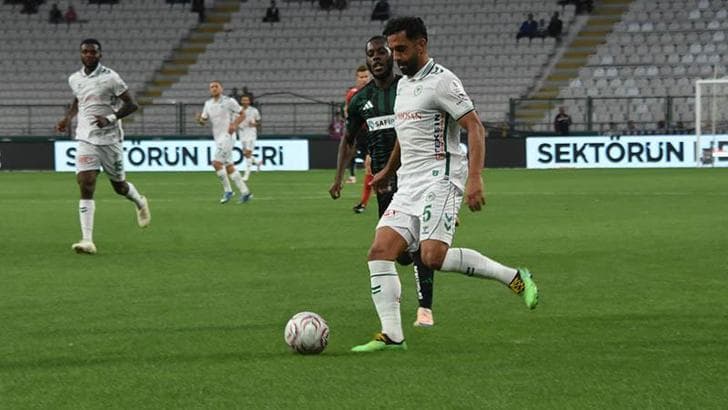 Konyaspor evinde Kocaelispor'a mağlup oldu