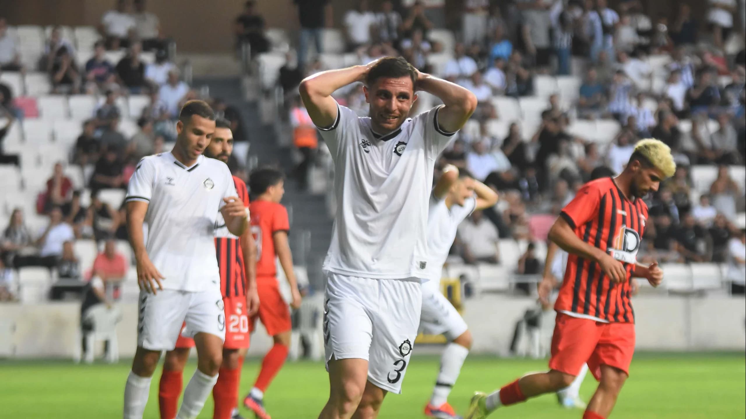 Altay'da kayyım davası 22 Eylül'e ertelendi