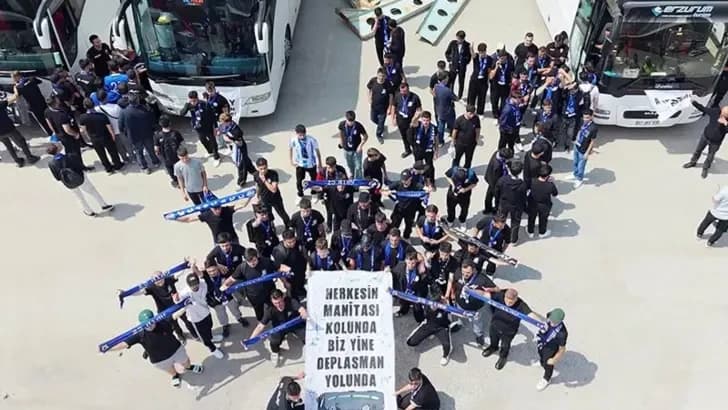 ERZURUMSPOR TARAFTARI 17 ARAÇLIK KONVOYLA DİYARBAKIR'A GİTTİ