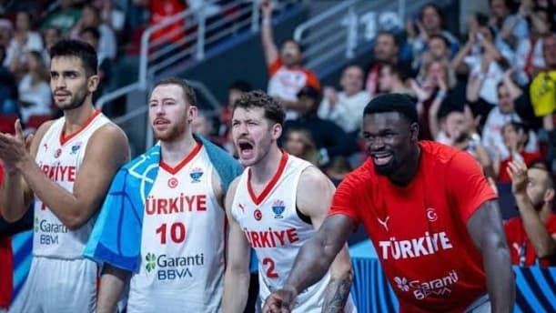 Türkiye, İzlanda deplasmanında 8’de 8 peşinde