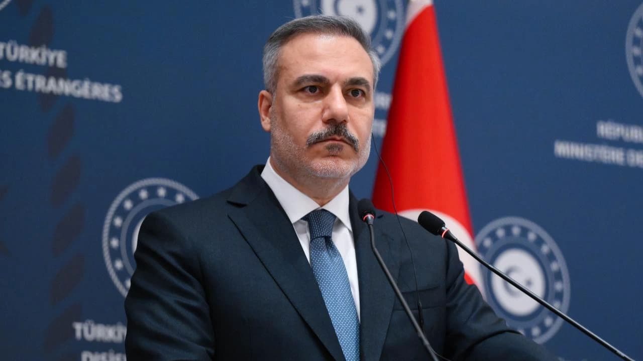 FİDAN'DAN KRİTİK DİPLOMASİ TURU: KAHİRE VE RİYAD HATTINDA TELEFON TRAFİĞİ