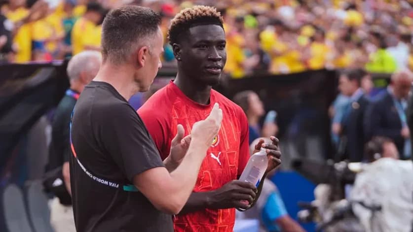 Aziz Yıldırım'dan Fenerbahçe'ye ödül transferi: Fransa'dan geliyor