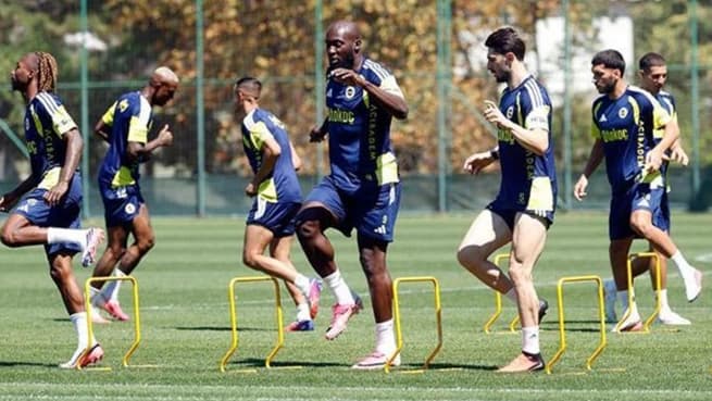 FENERBAHÇE, LYON RÖVANŞININ HAZIRLIKLARINA BAŞLADI