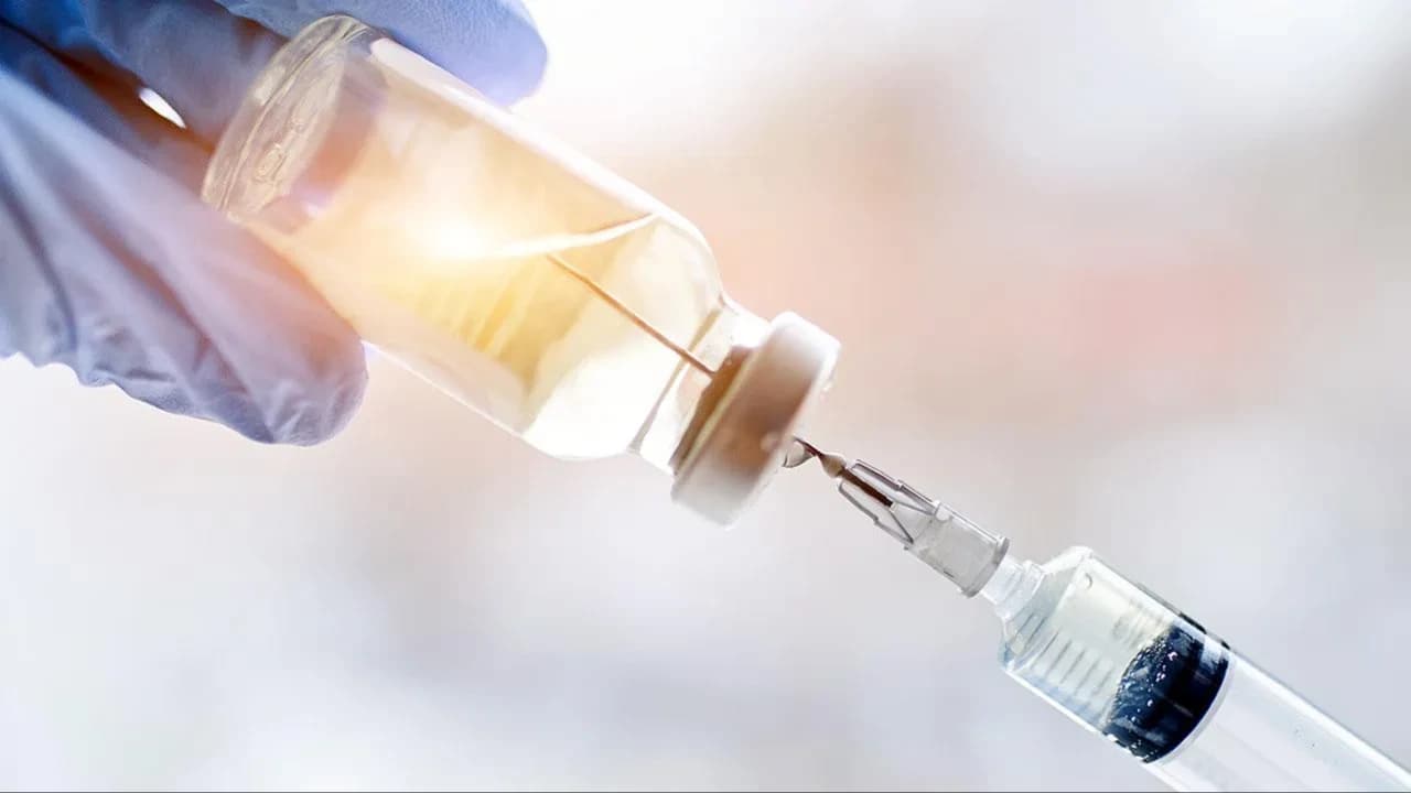 GRİP TEDAVİSİNDE YENİ DÖNEM: MRNA AŞILARI GRİBİ DAHA MI HIZLI İYİLEŞTİRİYOR?