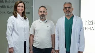 Parmaklarındaki uyuşmanın nedeni dirseğinde bulundu