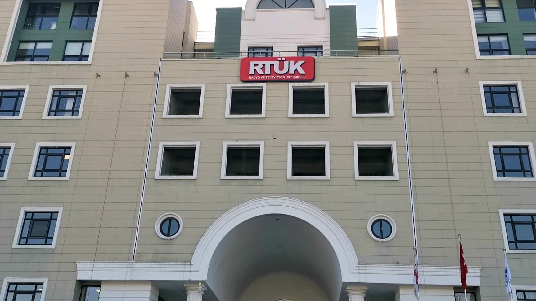 RTÜK duyurdu: Başakşehir'deki saldırıya yayın yasağı