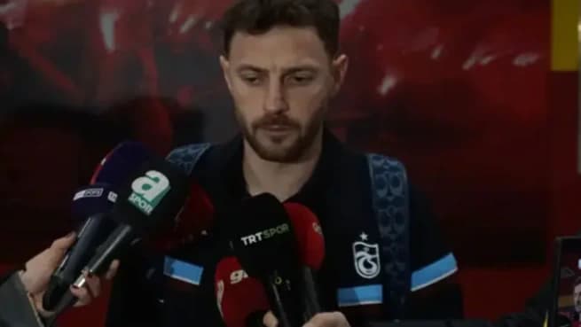 Mustafa Eskihellaç kimdir? Hangi takımlarda oynadı?