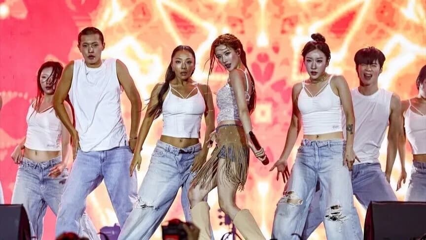 K-POP HAYRANLARI İSTANBUL'DA BULUŞTU