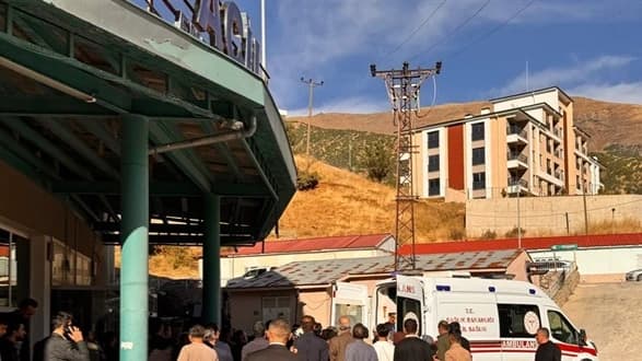 Şemdinli-Yüksekova yolunda feci kaza: 1 ölü, 7 yaralı