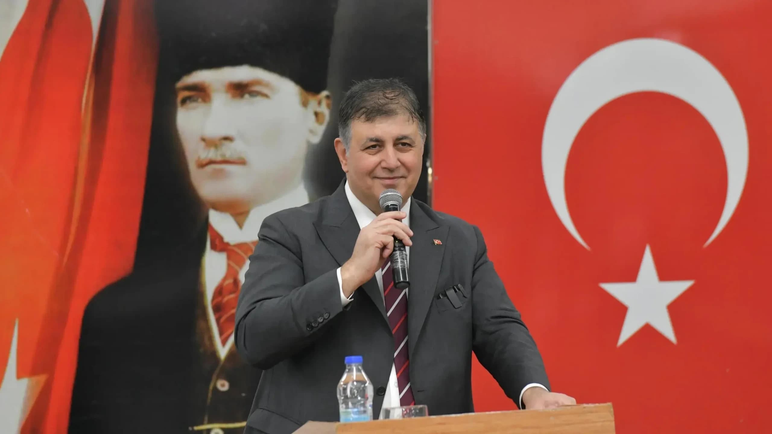 Cemil Tugay AK Parti'ye mi geçiyor? Yeni Parti'den dikkat çeken açıklama