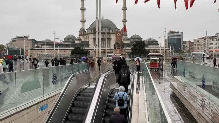 İstanbul'da yağış başladı
