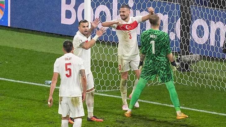 Mert Günok, Milli Takım kariyerini noktaladı