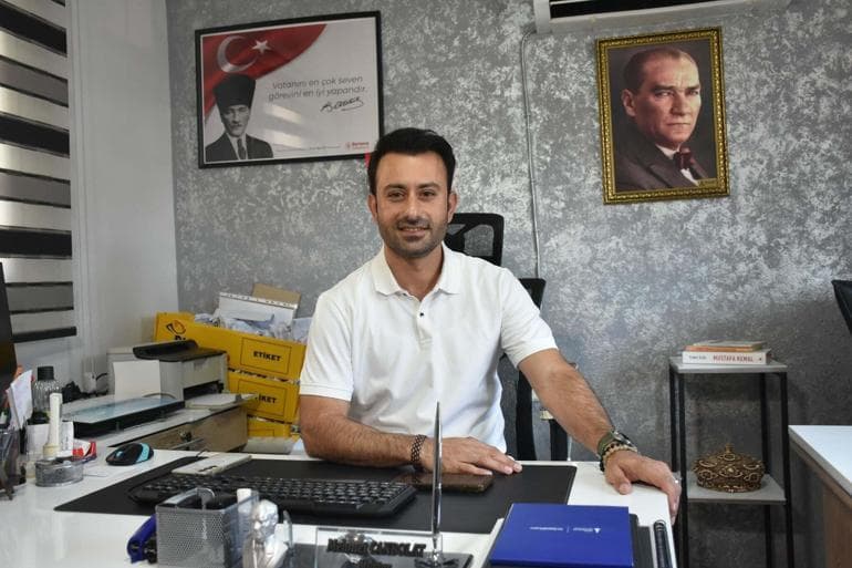 Muhtar, nefes borusuna şeker kaçan çocuğu Heimlich manevrasıyla kurtardı