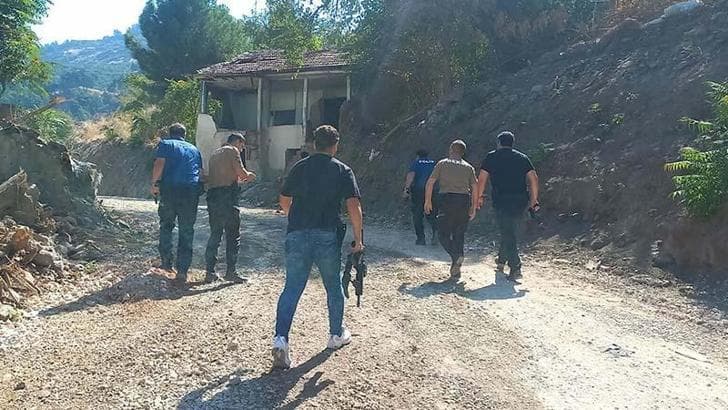 Çay bahçesindeki saldırının şüphelisi için Spil Dağı çevresinde dron destekli operasyon
