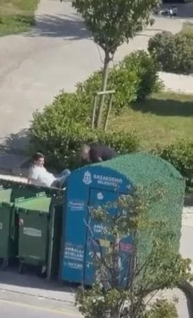 Başakşehir'de iki grup arasında silahlı kavga: 2 yaralı
