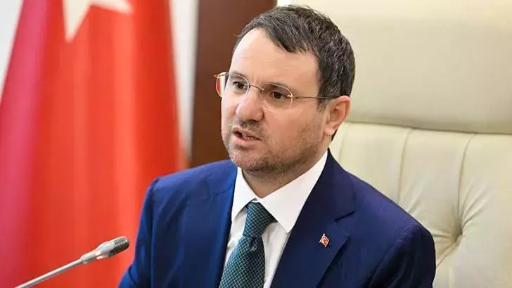 Bakan Gürlek: Sayın Cumhurbaşkanımız fon soruşturmasını yakından takip ediyor