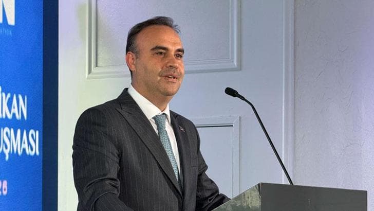 Bakan Kacır: İlk 10 savunma sanayi ihracatçısı ülkeden biri olacağız
