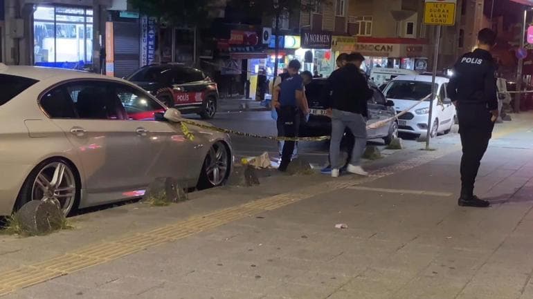 Esenler'de polise bıçakla saldırdığı öne sürülen şüpheli, bacağından vuruldu