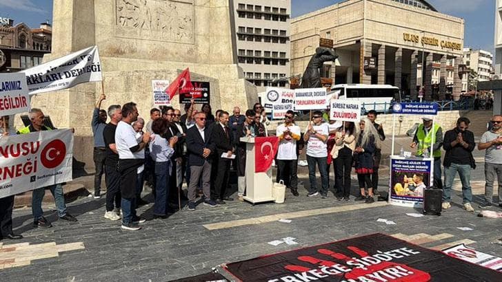 Ankara'da 'süresiz nafaka' protestosu