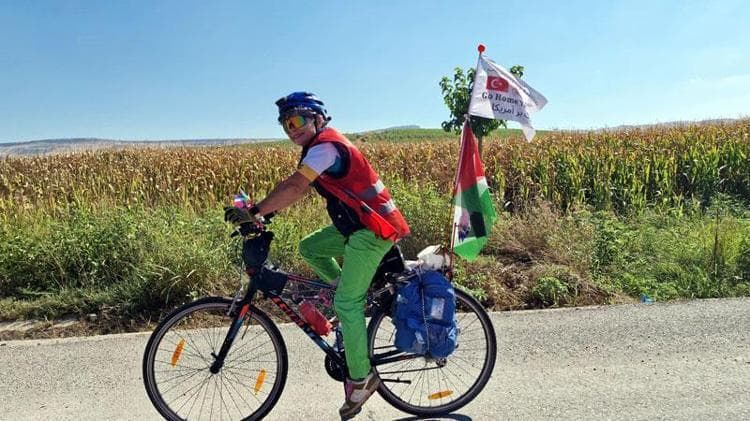 Öldürülen kız çocukları için Diyarbakır'dan İran'a pedal çeviriyorlar