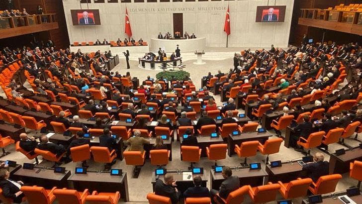 TBMM Genel Kurulu'nda, 'Fon' tartışması