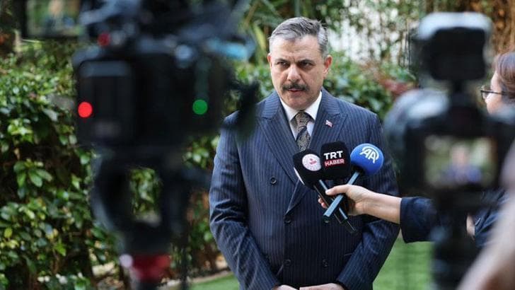 Bakan Çiftçi: Yurt dışına kaçan organize suç örgütü üyelerinin peşi bırakılmıyor