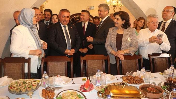 10’uncu Uluslararası Adana Lezzet Festivali başladı