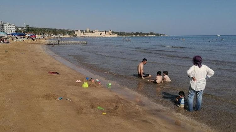 Mersin’de ekim ayında deniz sezonu devam ediyor