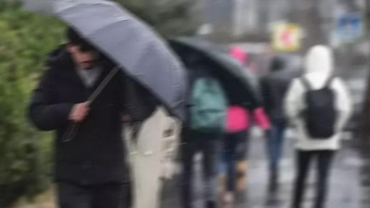Düzce'de olumsuz hava koşulları nedeniyle okullar 1 gün tatil edildi