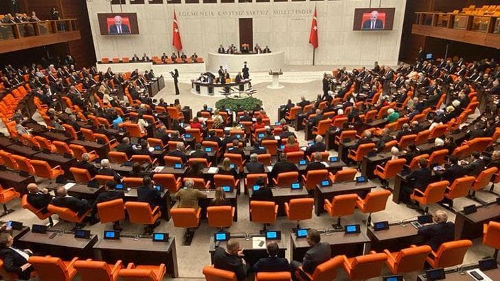 Fonların tasfiyesine ilişkin teklifin ilk 5 maddesi kabul edildi