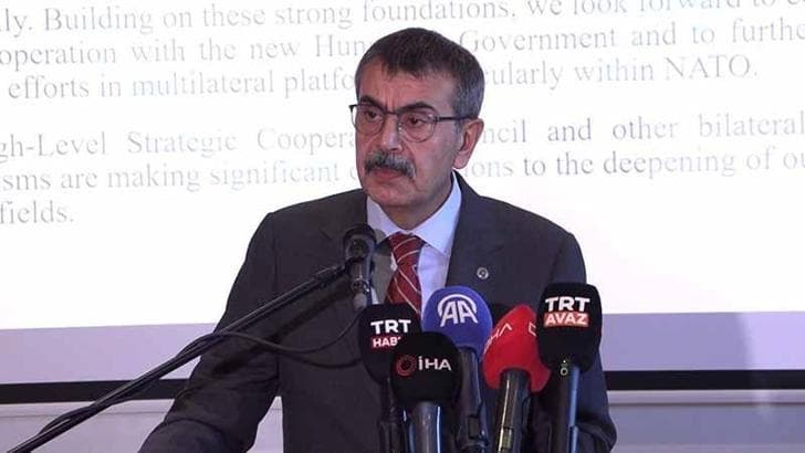 Bakan Tekin: Türkiye-Macaristan ticaretinde hedef 10 milyar dolar