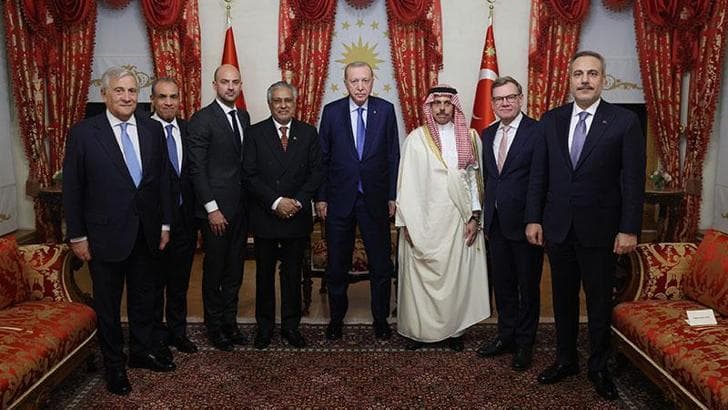 Cumhurbaşkanı Erdoğan, R4 ve R4+E3 Dışişleri Bakanları Toplantıları için Türkiye'ye gelen dışişleri bakanlarını kabul etti