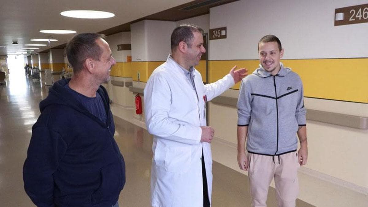 Kan grubu uyumsuzluğu böbrek nakline engel olmadı