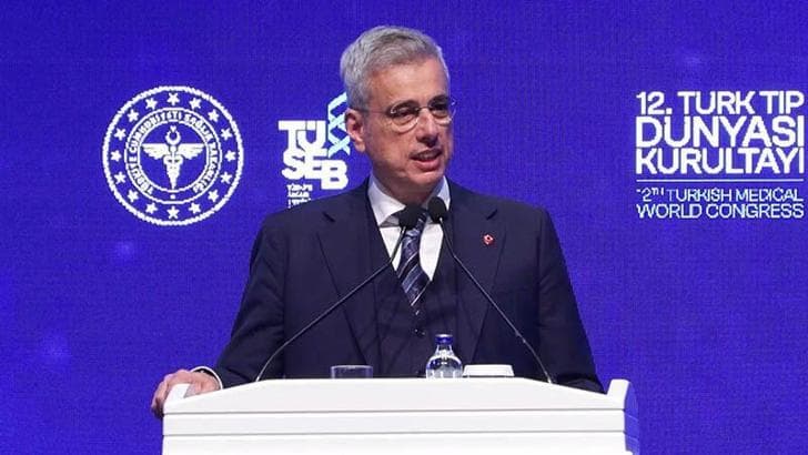 Bakan Memişoğlu: Yenilikçi tedavilerin daha fazla insanın hayatına dokunması için çalışıyoruz